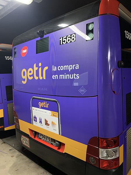 Getir lanza la mayor campaña publicitaria en la historia del transporte urbano de Barcelona